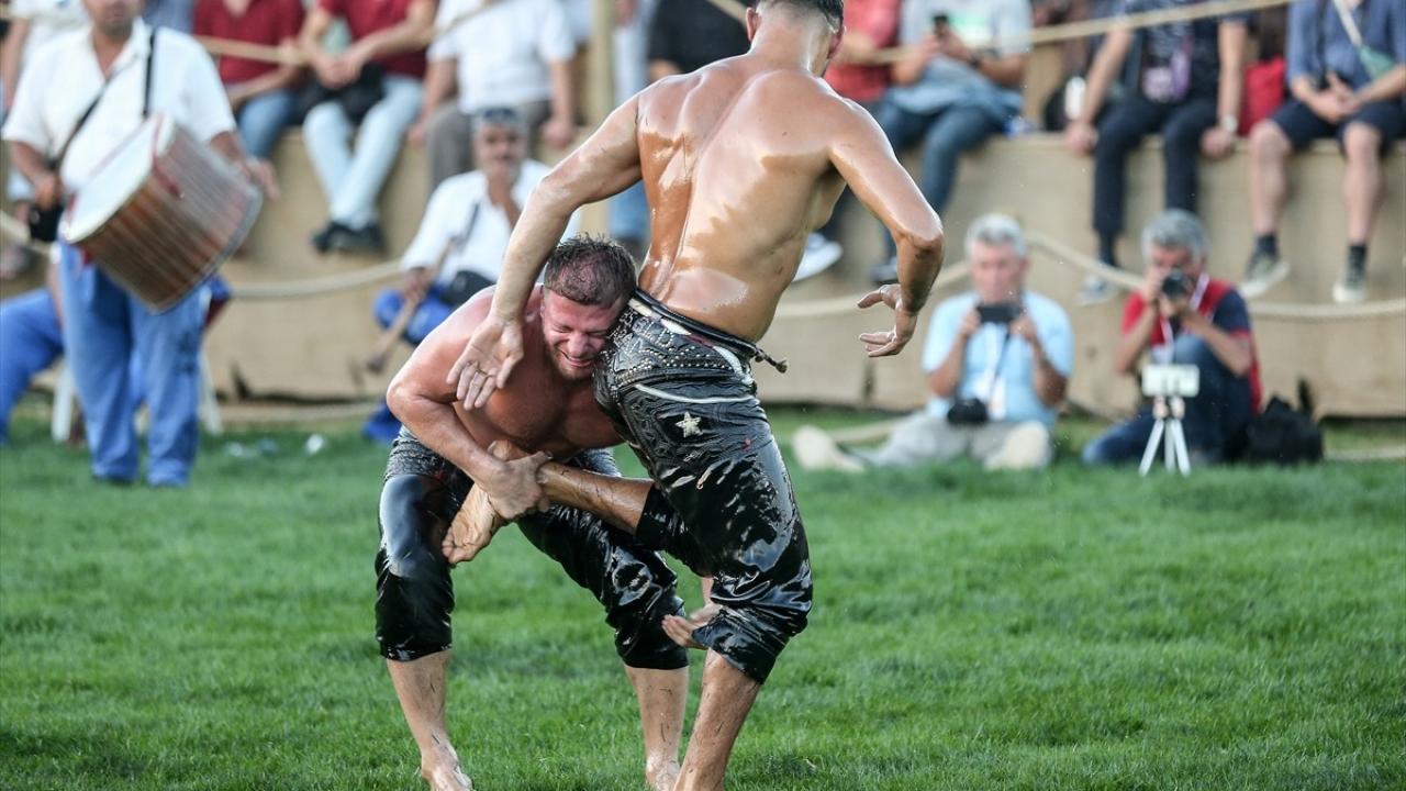 Göçebe Oyunları’nda başpehlivan İsmail Balaban oldu