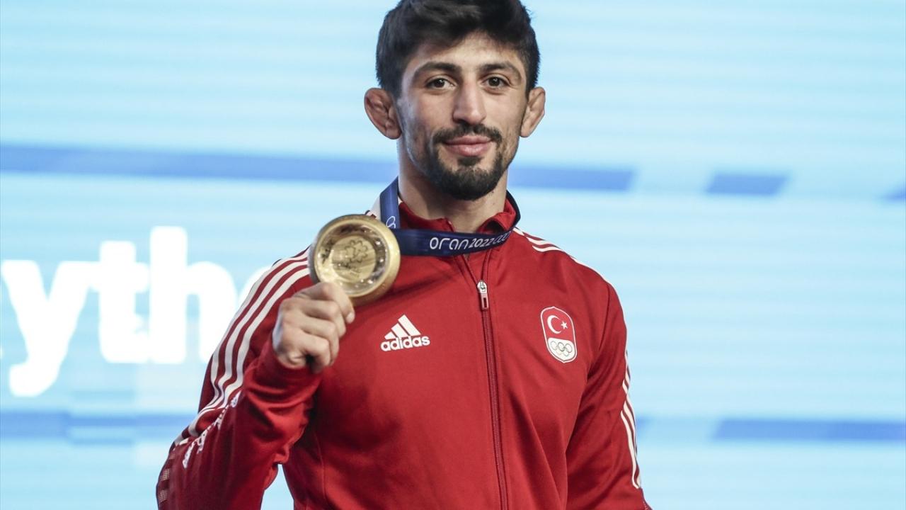 Grekoromen güreşçiler, Sırbistan’dan 7 madalyayla dönüyor