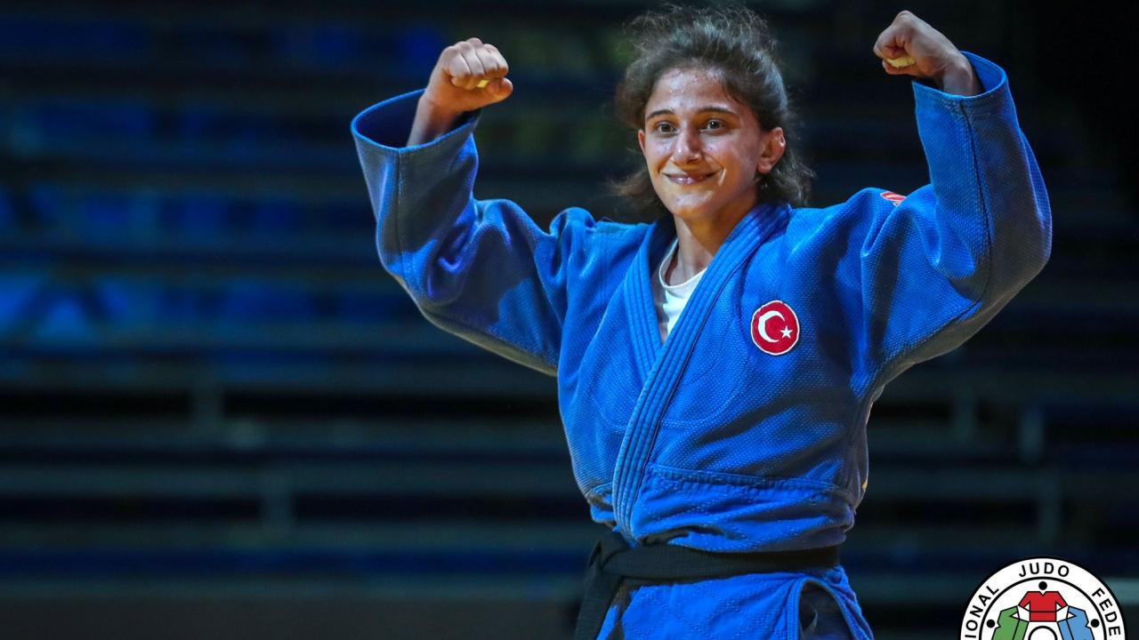 Judo’da milli sporcu Özlem Yıldız, altın madalya kazandı