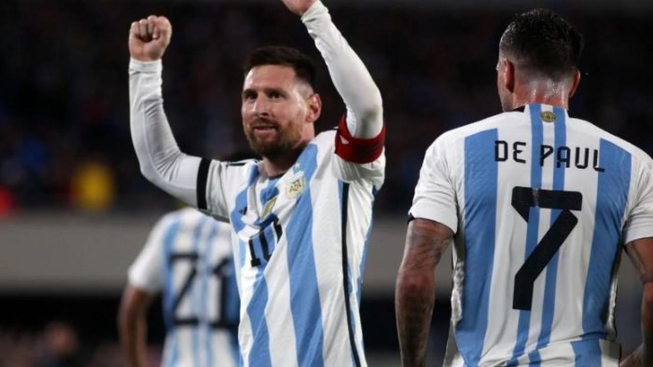 Messi, gollerine milli takımda da devam ediyor!