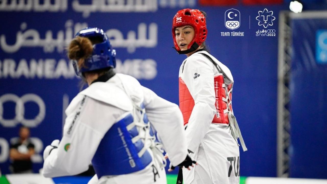 Mili tekvandocular 1 altın, 1 bronz madalya kazandı