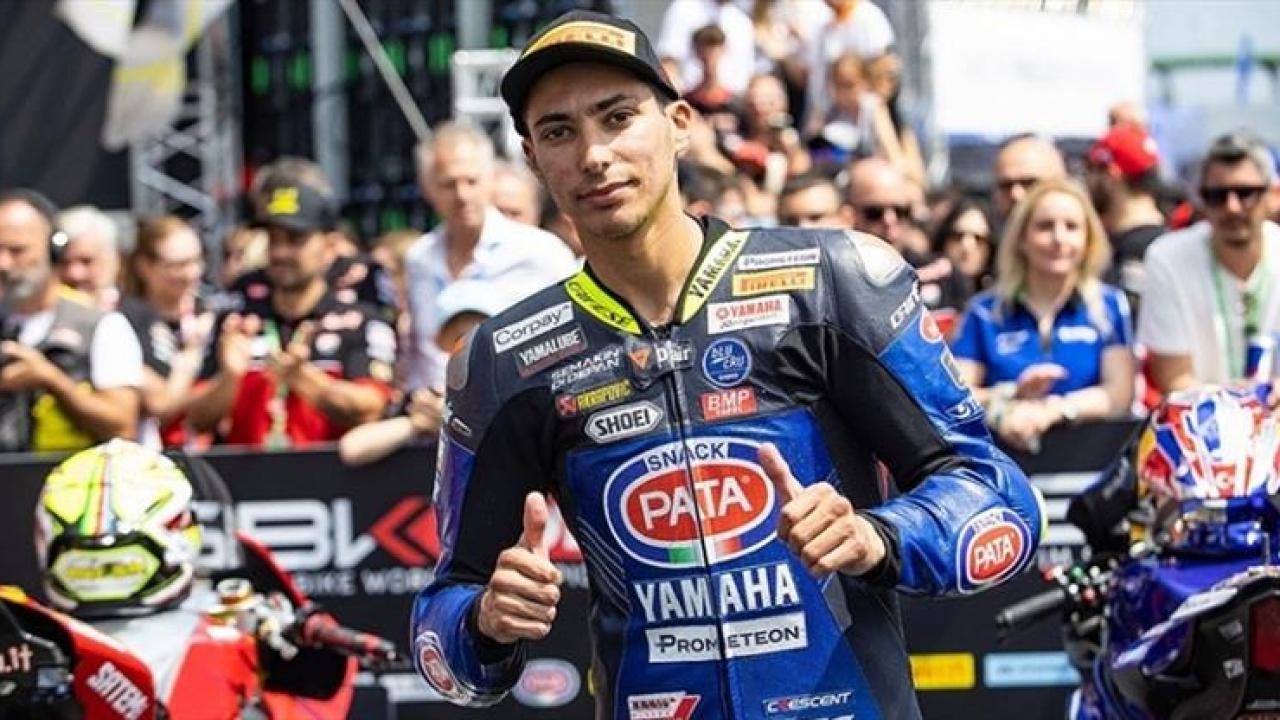 Toprak Razgatlıoğlu, İtalya’da çifte zafere ulaştı