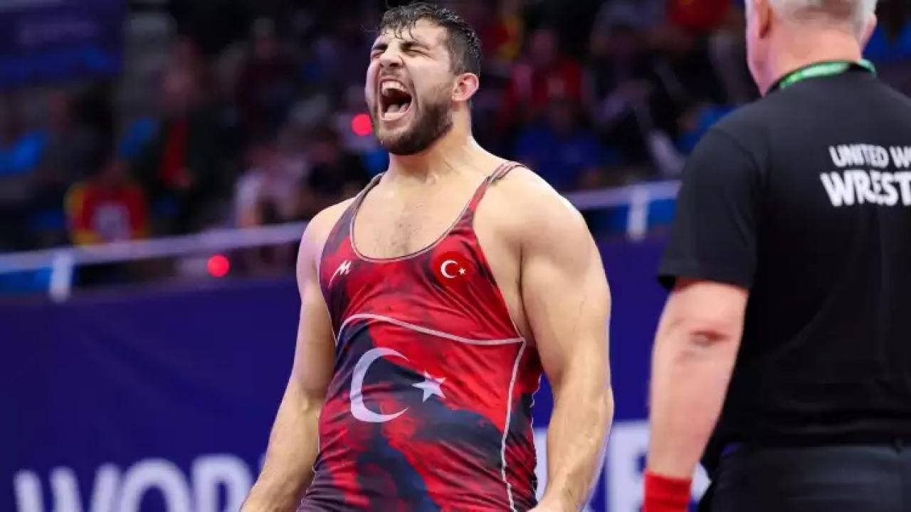 Milli sporculardan 1 altın 1 bronz madalya!