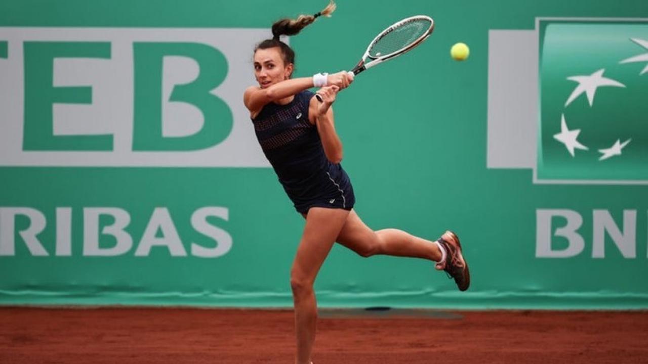 Milli tenisçi İpek Öz, Fransa’da finalde kaybetti