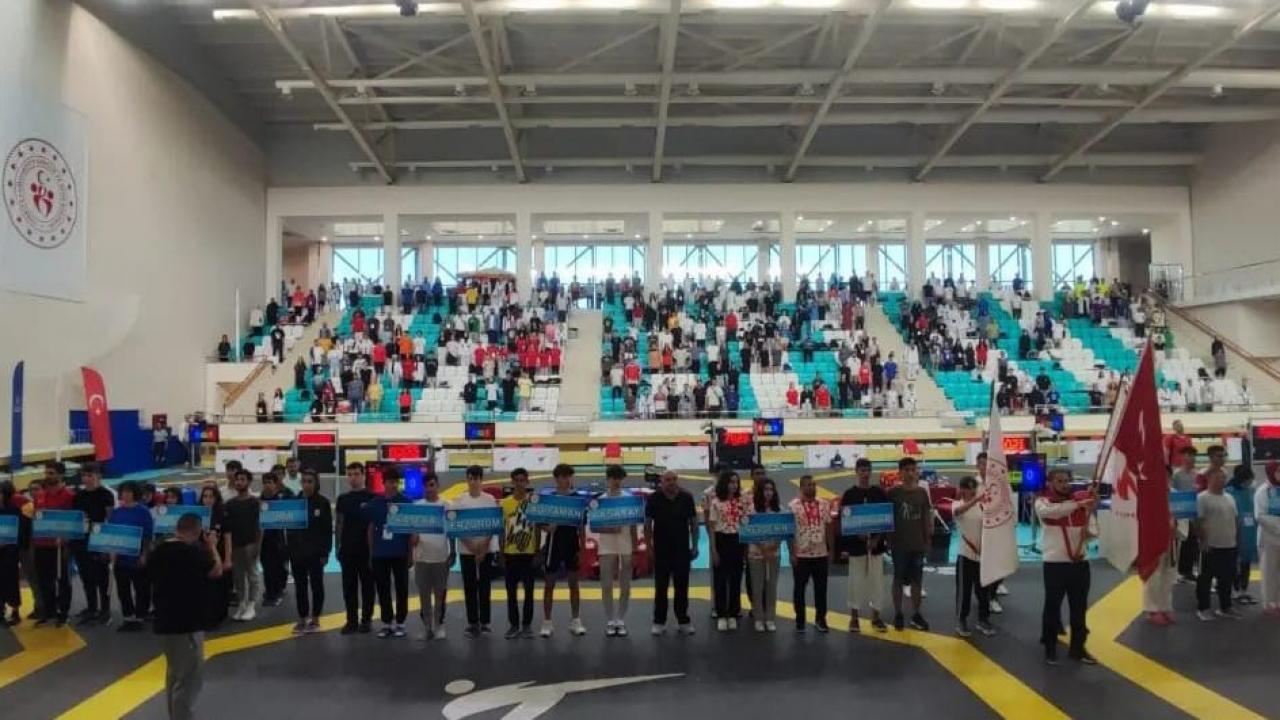 Sinop’ta taekwondo festivali! 2 bin sporcu bir araya geldi