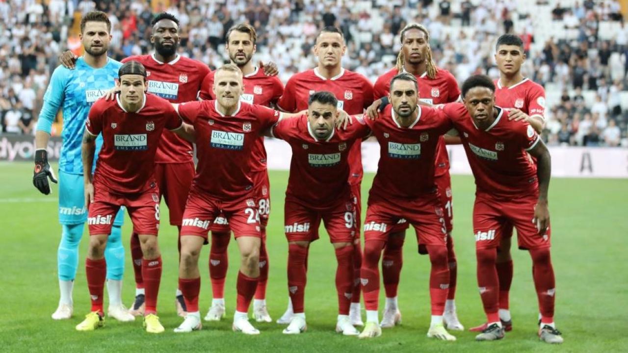 Sivasspor’un 5 maçlık serisi İstanbul’da sona erdi