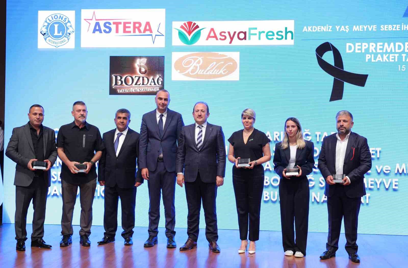 Akdeniz’den en fazla yaş meyve ve sebze ihracı yapan firmalara ödül