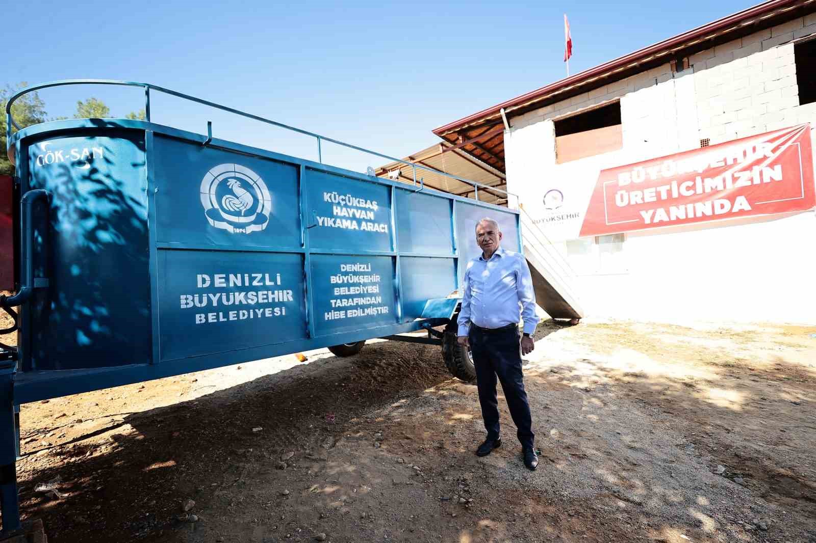 Denizli Büyükşehir Belediyesi’nin üretici desteği sürüyor
