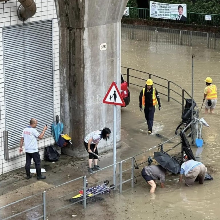 Hong Kong’da son 140 yılın en şiddetli yağışı: 2 ölü, 110 yaralı