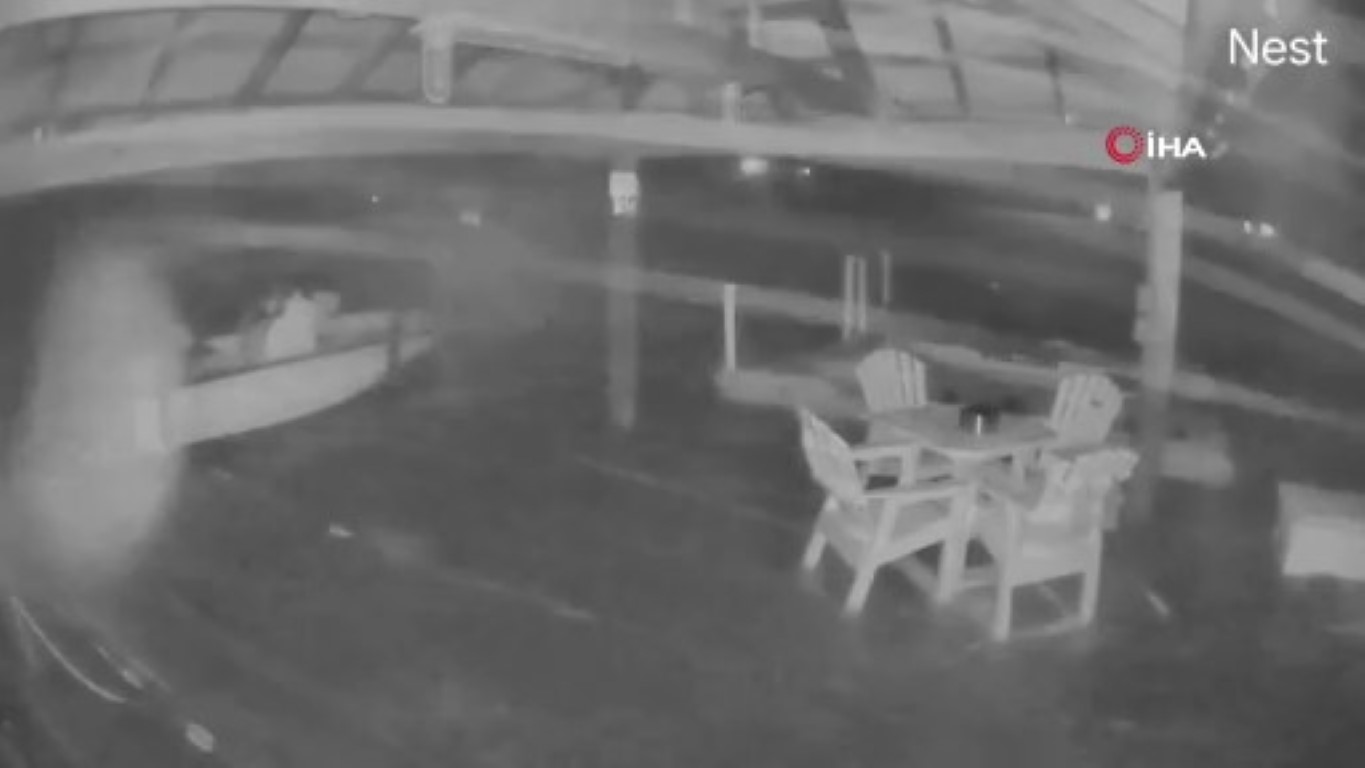 ABD’yi Ophelia Fırtınası vurdu