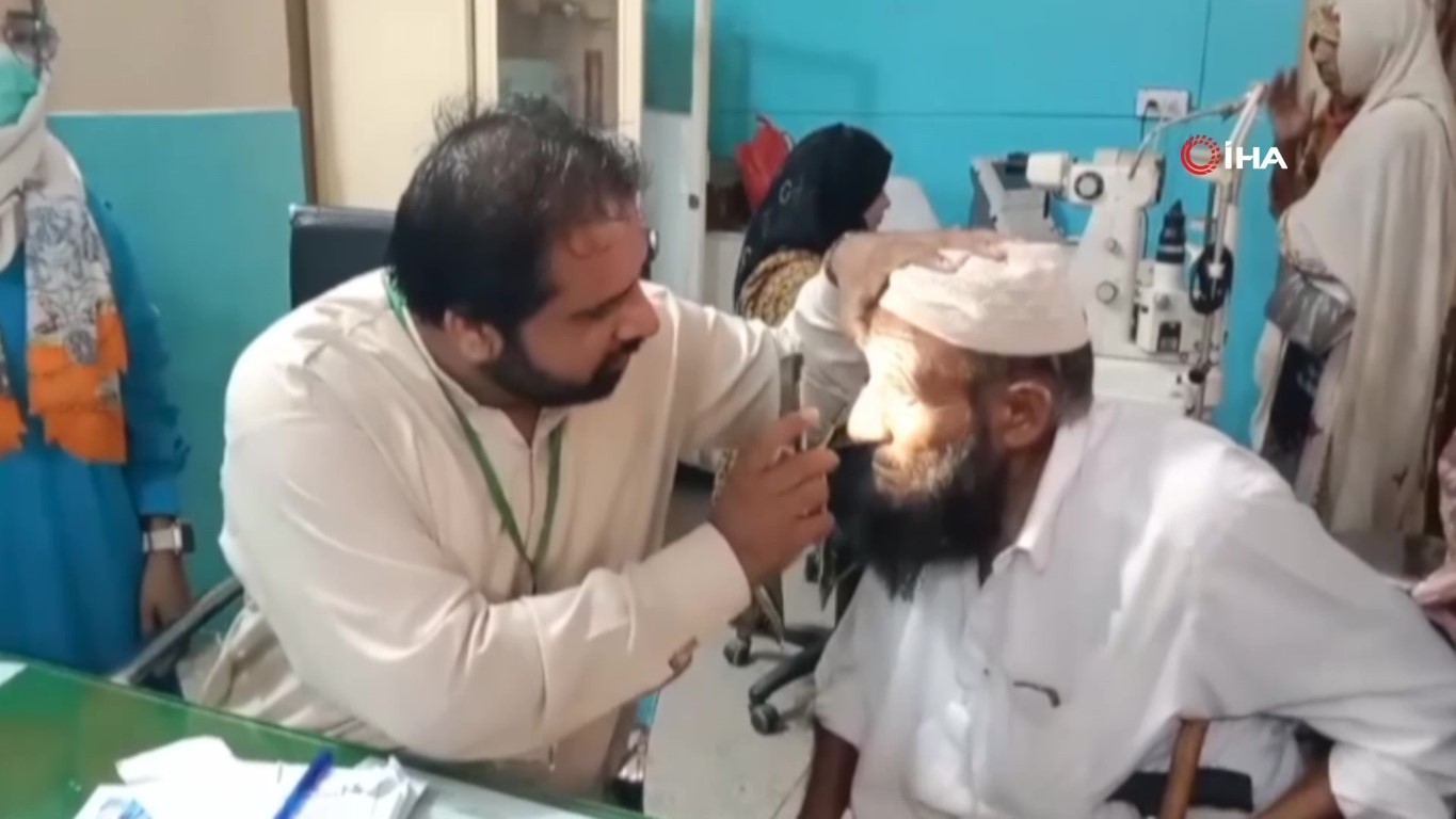 Pakistan’da kırmızı göz salgını