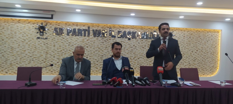 Deva Partisi Van İl Başkanı Ak Parti’ye geçiş yaptı