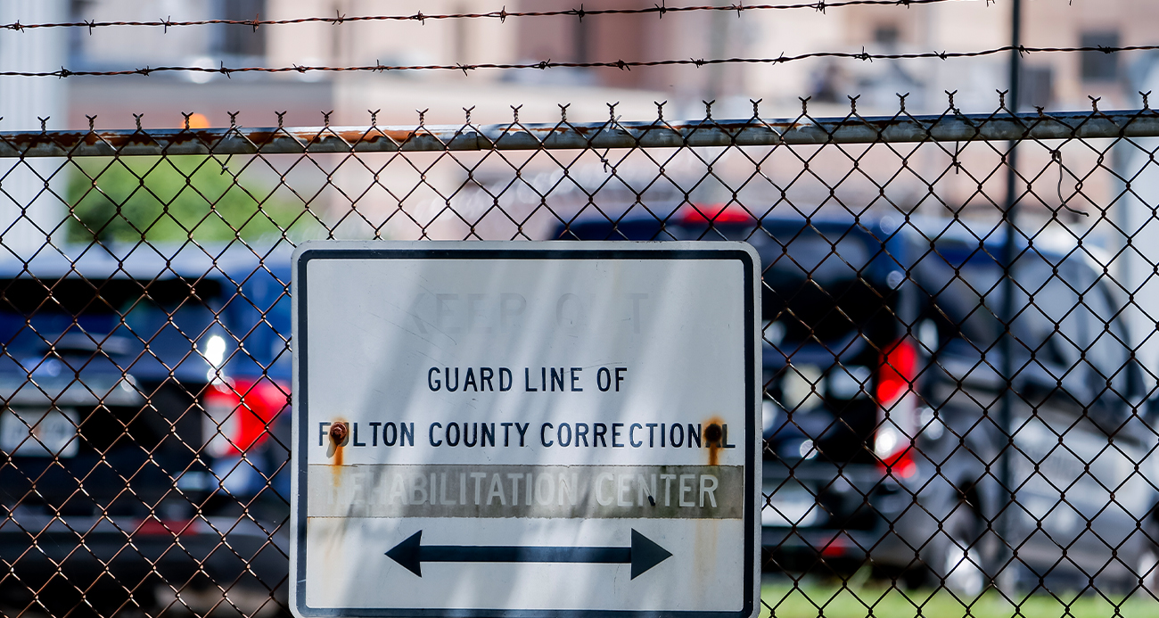 Trump’la beraber Georgia Davası’nda yargılanan iki kişi teslim oldu