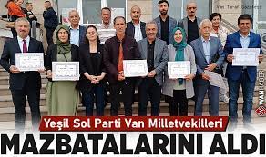 Yeşil Sol Parti Van Milletvekilleri mazbatalarını aldı