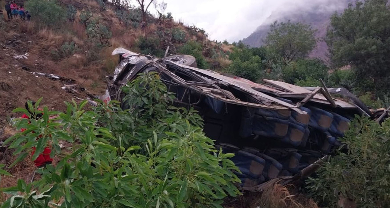 Peru’da otobüs uçuruma yuvarlandı: 24 ölü, 21 yaralı
