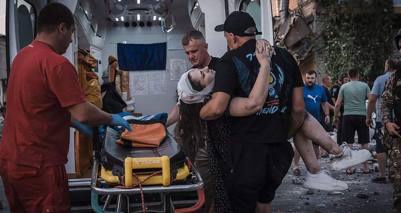 Rusya’nın Ukrayna’da yerleşim yerine saldırısında ölü sayısı 8 oldu