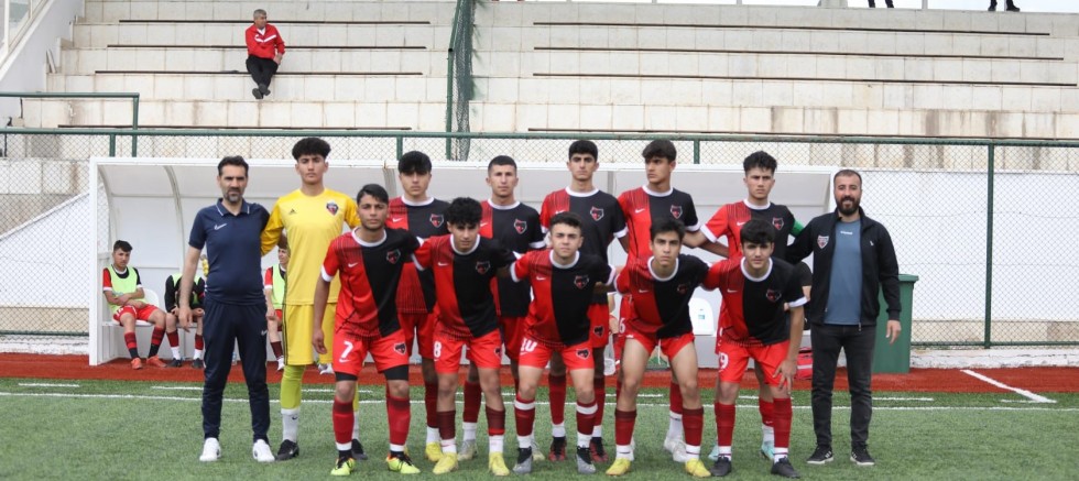 U-16 Takımı Türkiye şampiyonasında son dörde kaldı