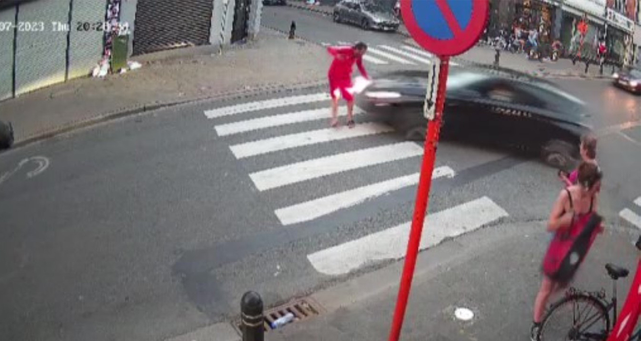 Belçika’da yaya geçidindeki Türk vatandaşa araba çarptı