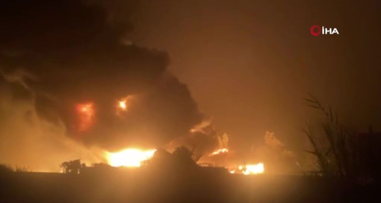 Mısır’da sünger fabrikasında şiddetli yangın