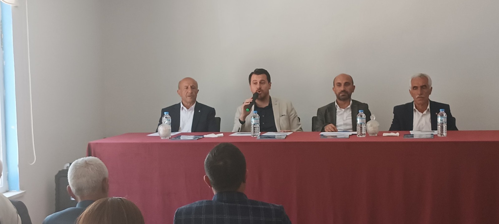 Van Ak Parti heyeti ilçe ziyaretlerine devam ediyor