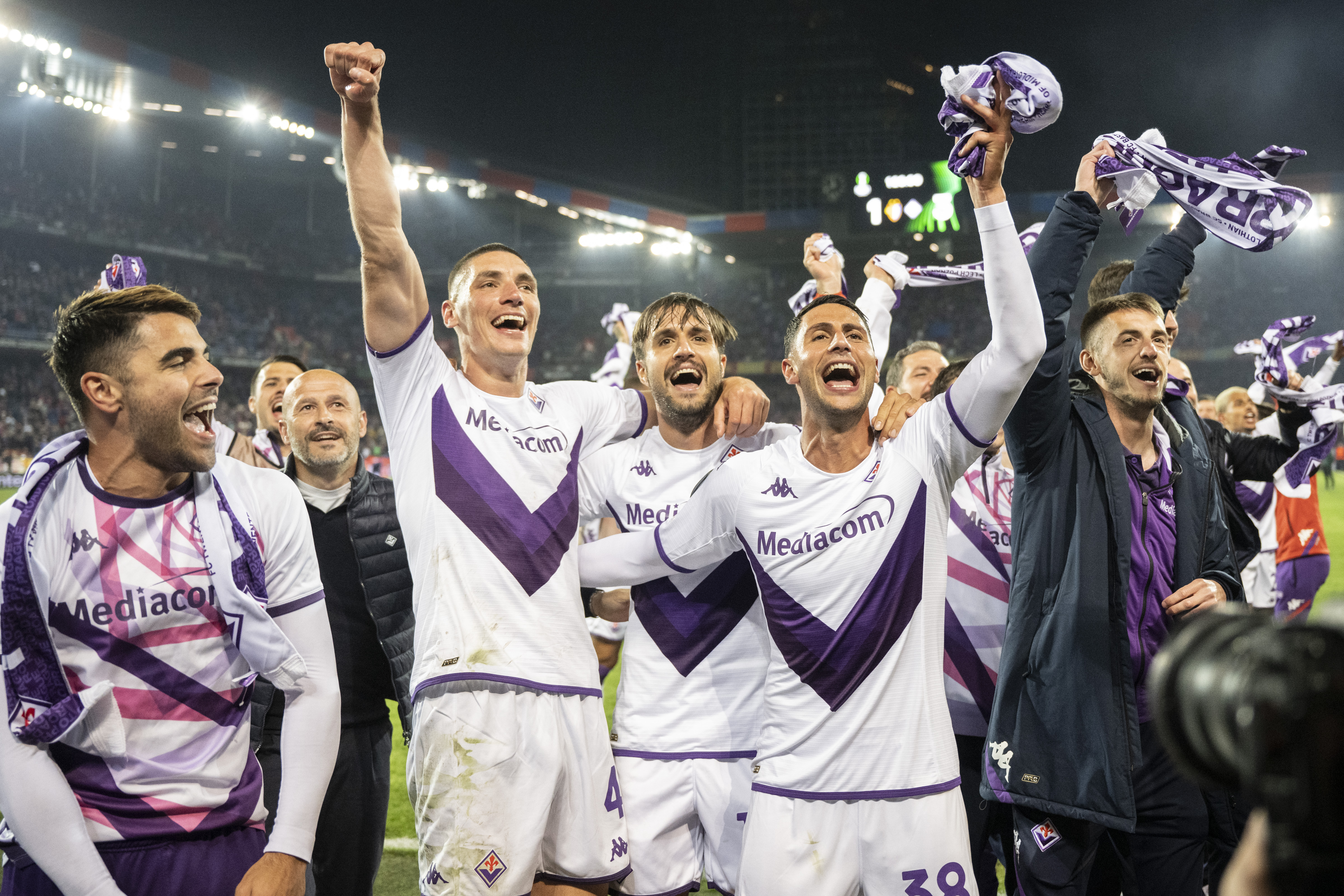 UEFA Avrupa Konferans Ligi’nde kupa sahibini buluyor