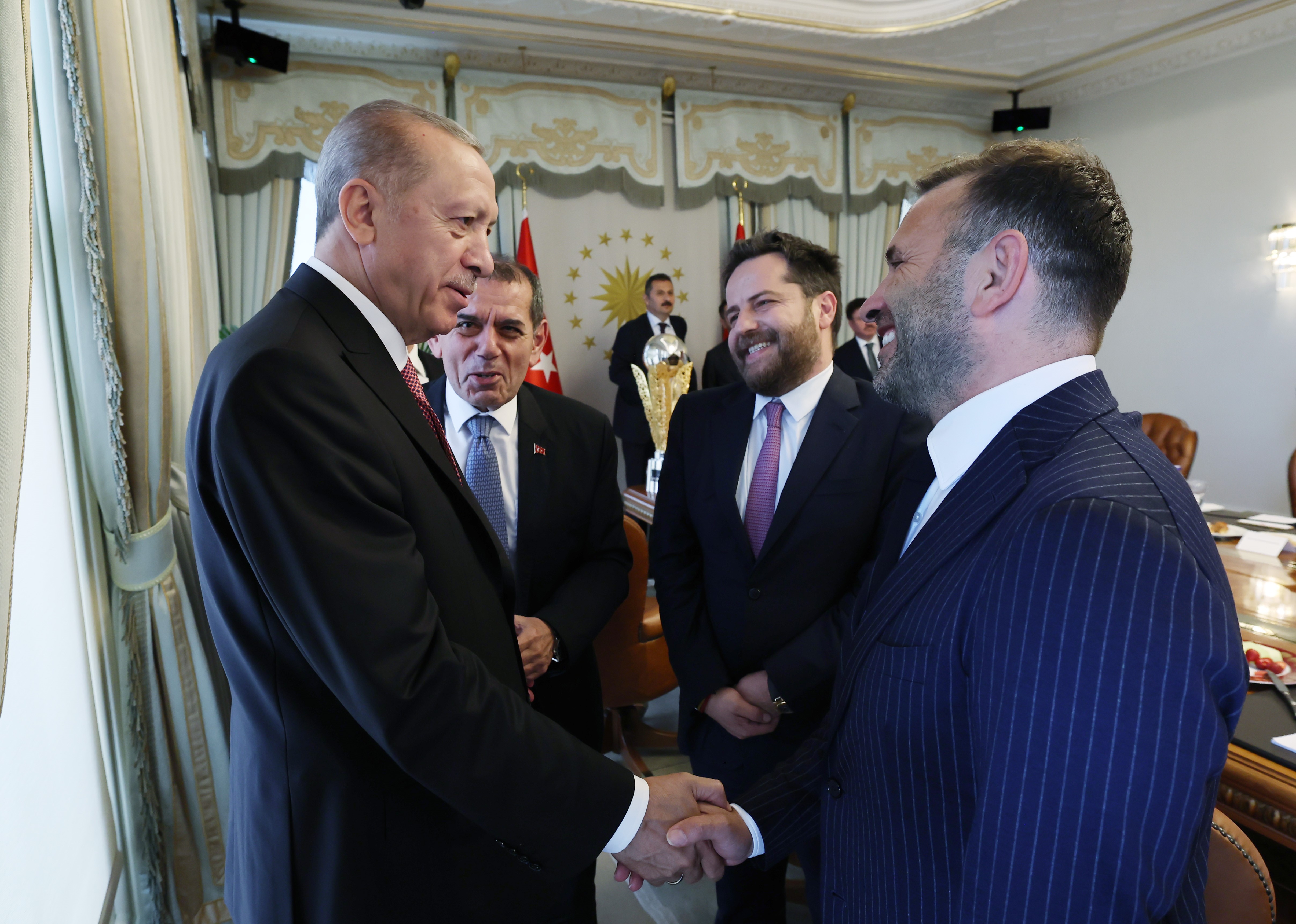 Cumhurbaşkanı Erdoğan, Galatasaray heyetini kabul etti