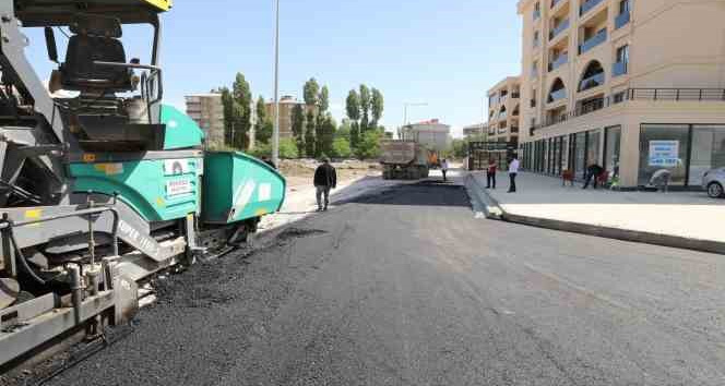 İpekyolu’nda asfalt sezonu başladı