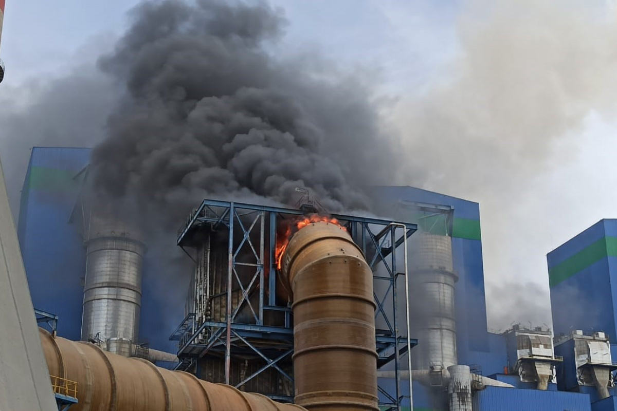 Türkiye’nin en büyük termik santralinde yangın çıktı