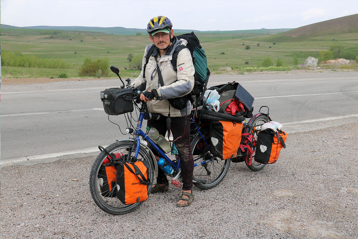 Bisikletiyle dünya turuna çıkan Alman Sivas’a ulaştı