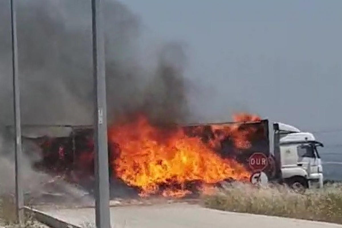 Çanakkale’de tır alev topuna döndü