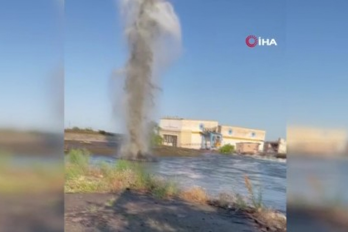 Herson’da hidroelektrik santrali vuruldu: Sel uyarısı yapıldı