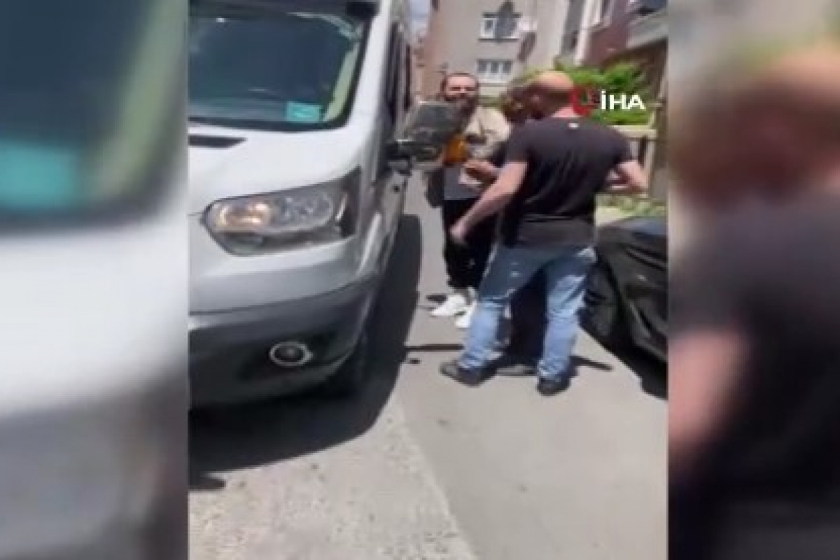 Küçükçekmece’de tartıştığı kuryeye bıçak çekti