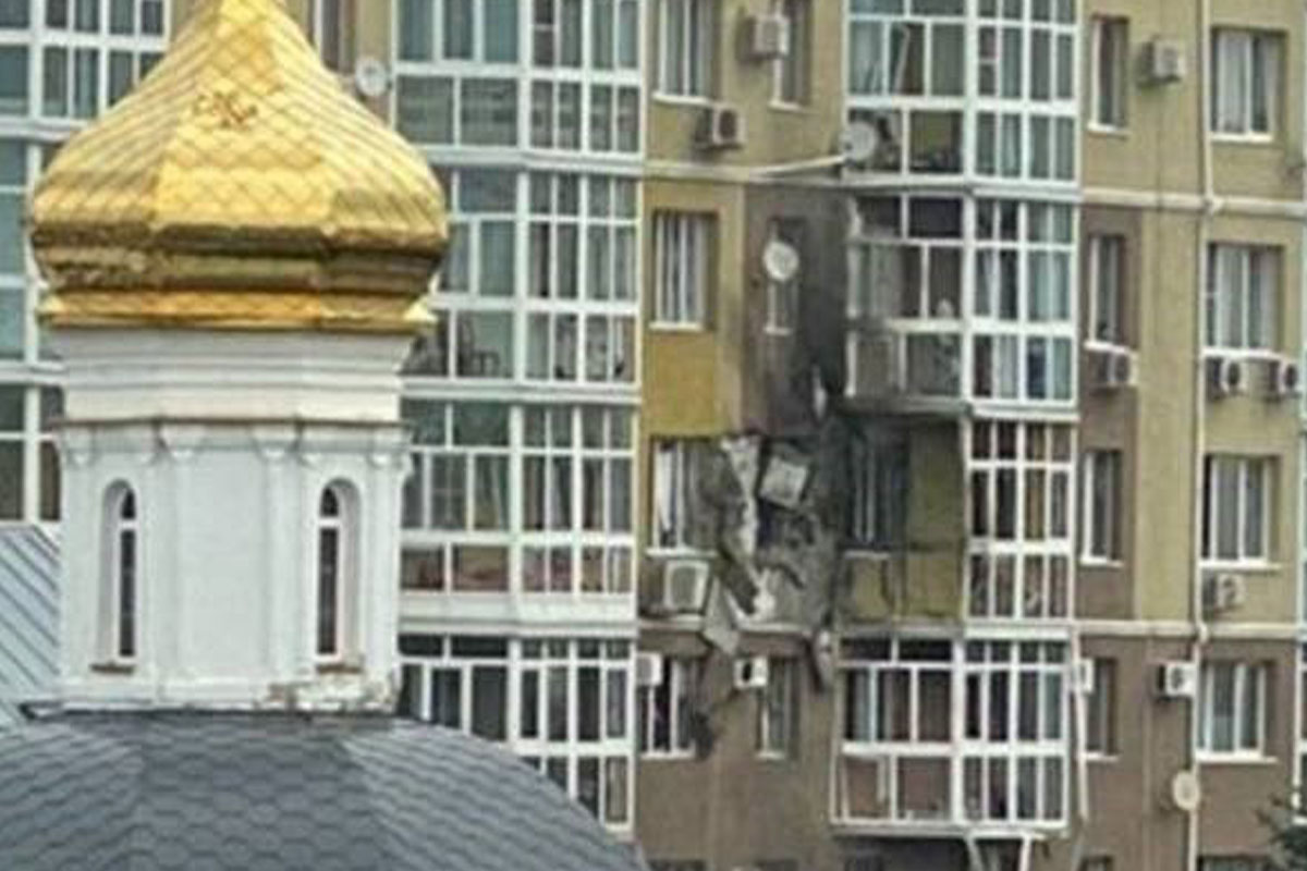 Rusya’da bir apartmana İHA düştü: 3 yaralı