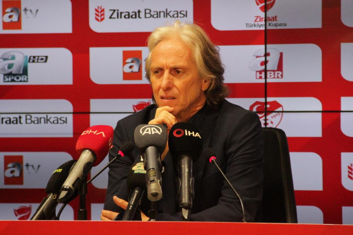 Jorge Jesus: ‘Bugünden itibaren Fenerbahçe’nin teknik direktör değilim’