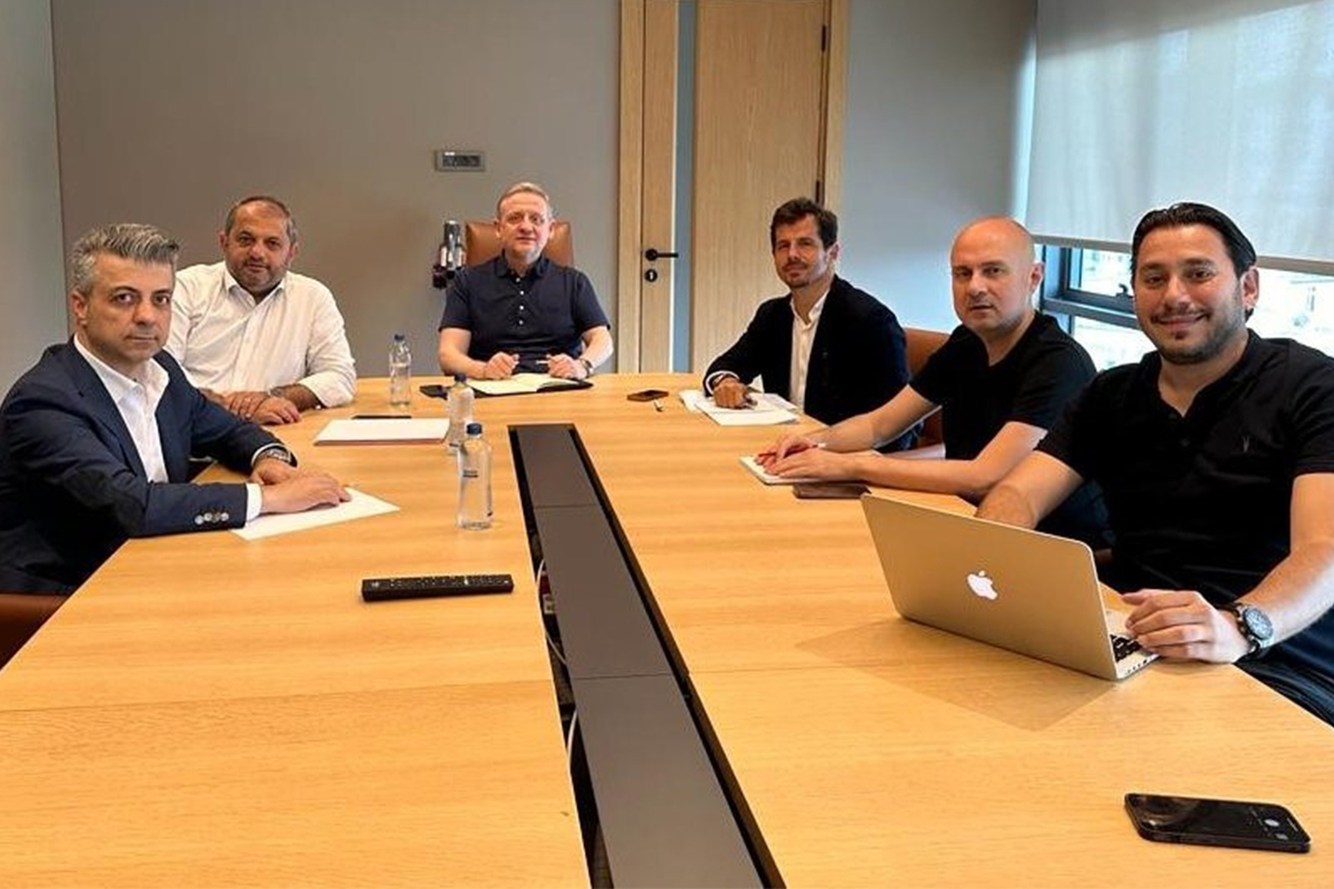 Başakşehir, 2023-2024 sezonu planlaması için toplandı