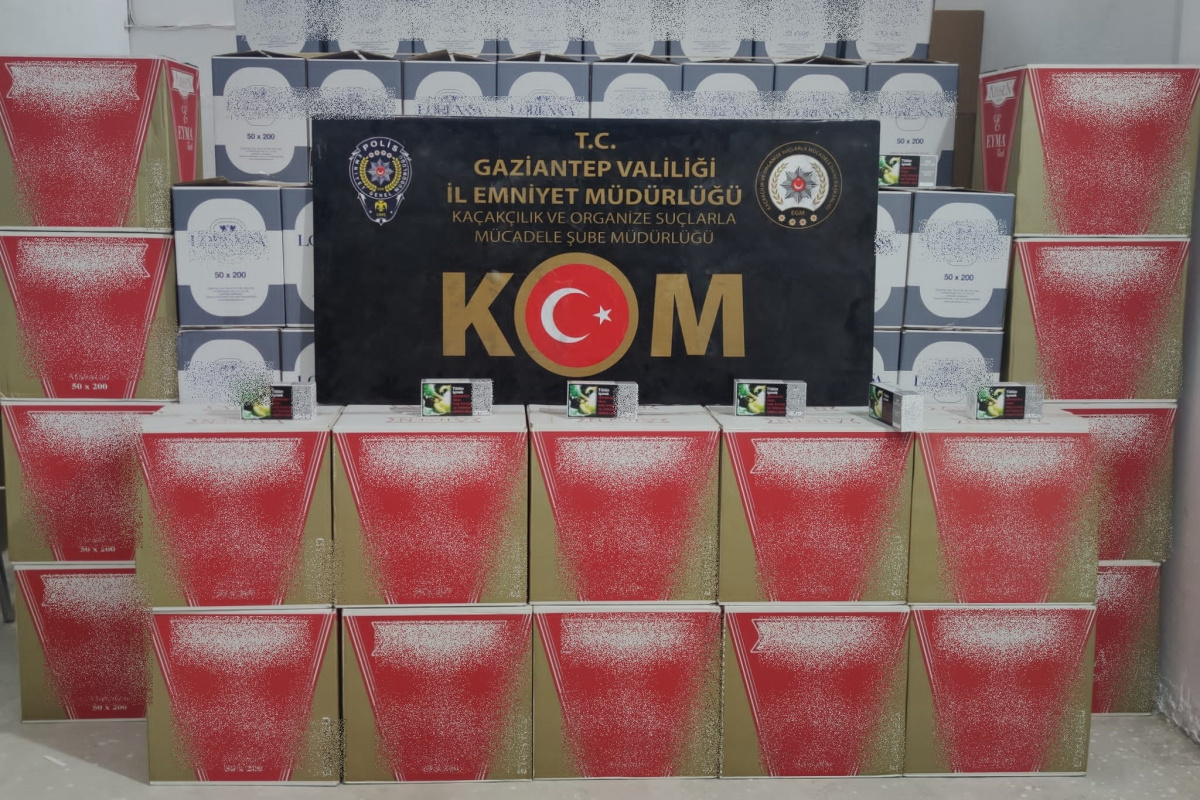 Gaziantep’te 1 milyon 200 bin adet kaçak makaron ele geçirildi