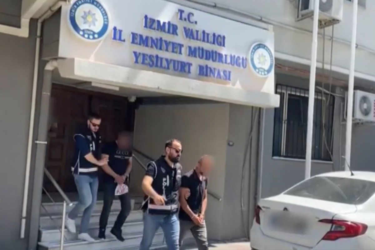 İzmir’de tefeci operasyonunda 5 tutuklama