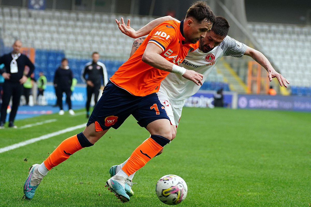 Başakşehir, en fazla maça çıktığı sezonu geride bıraktı