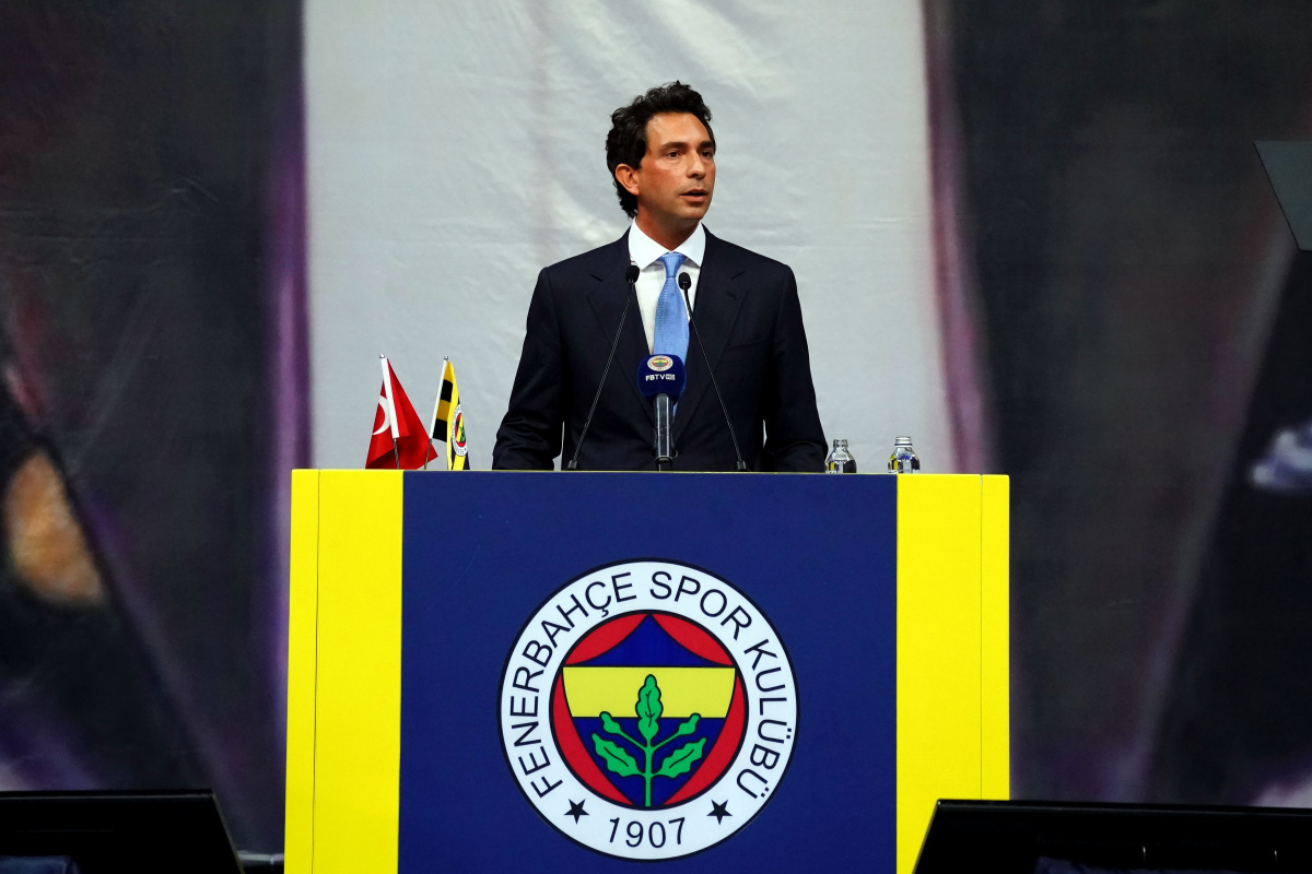 Burak Kızılhan: ‘5 yıldızlı armalarımızı gelecek sezon her alanda kullanacağız’