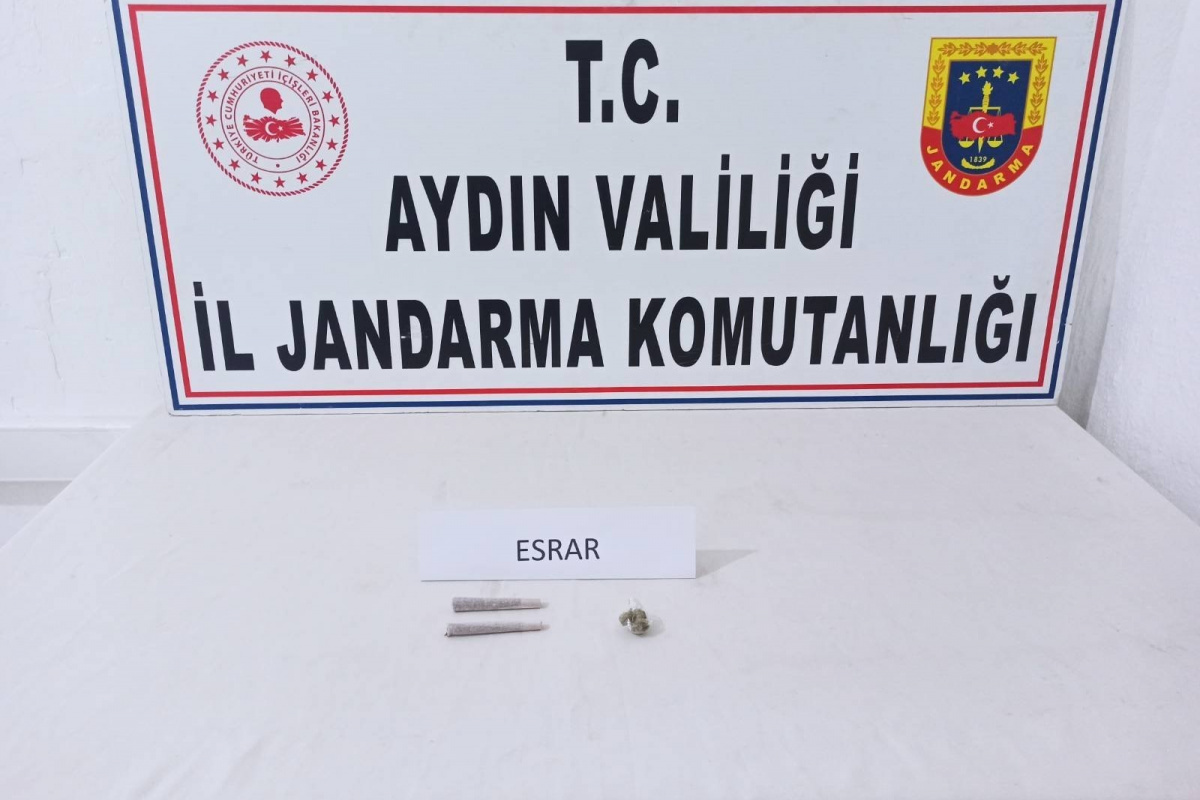 Jandarma uyuşturucuya geçit vermiyor: 9 gözaltı