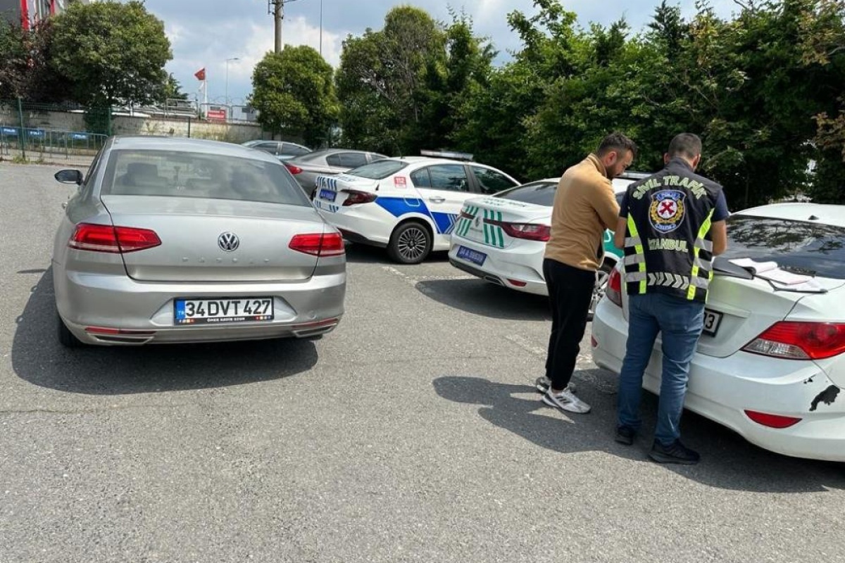 Kartal D-100’de makas atarak ilerleyen sürücüye 8 bin 128 TL ceza