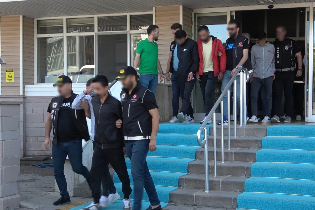 Uyuşturucu satıcılarına darbe, ‘Dayı’ kod adlı lider yakalandı: 14 gözaltı