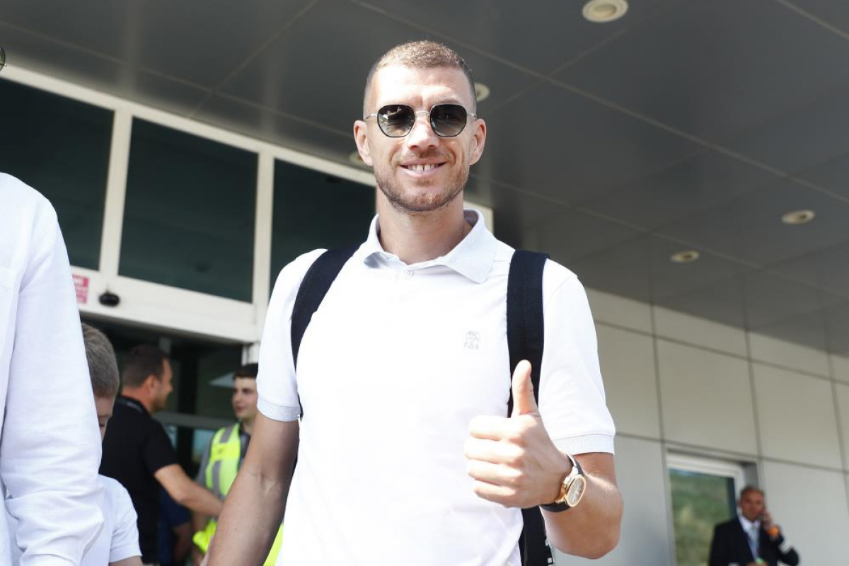 Fenerbahçe: ‘Edin Dzeko İstanbul’a geldi’