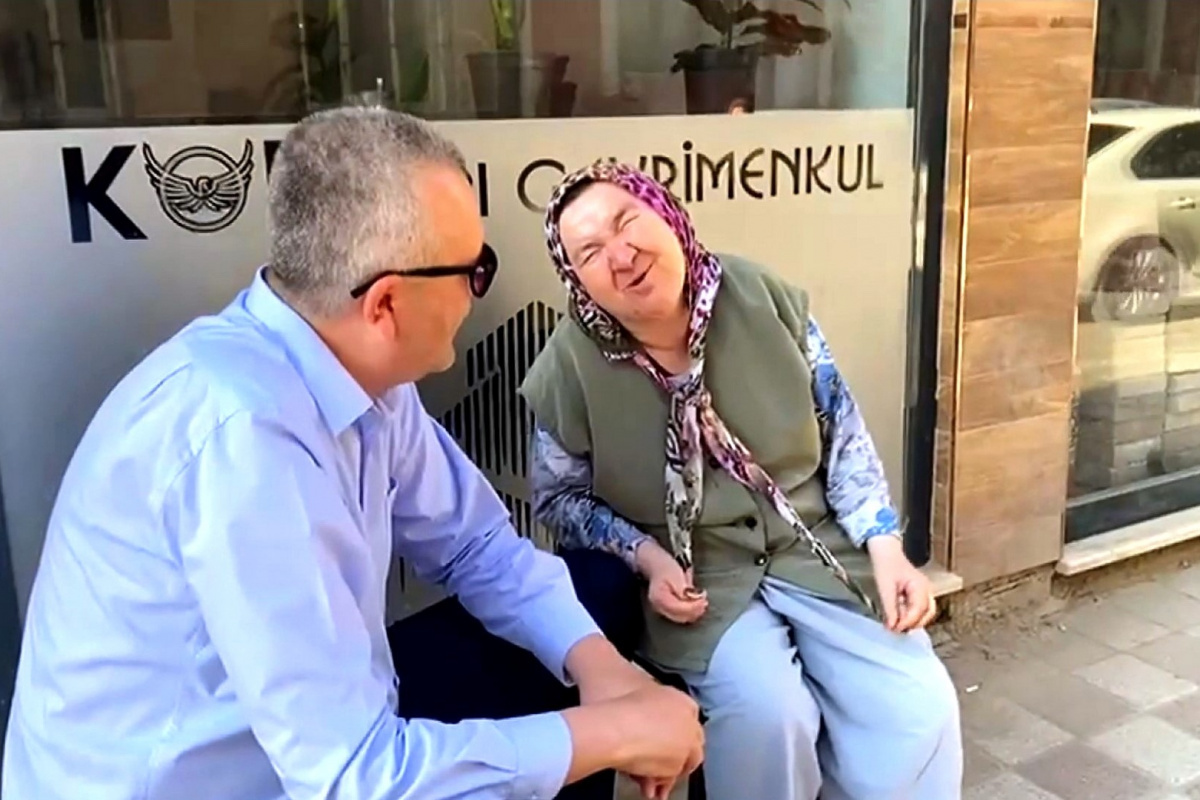 Görme engelli Zeynep Teyze, Cumhurbaşkanı Erdoğan’la tanışmak istiyor