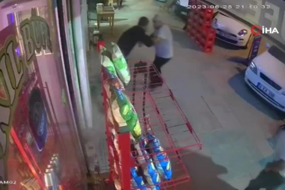 Başkent’te şişeli saldırgan dehşeti güvenlik kamerasına yansıdı