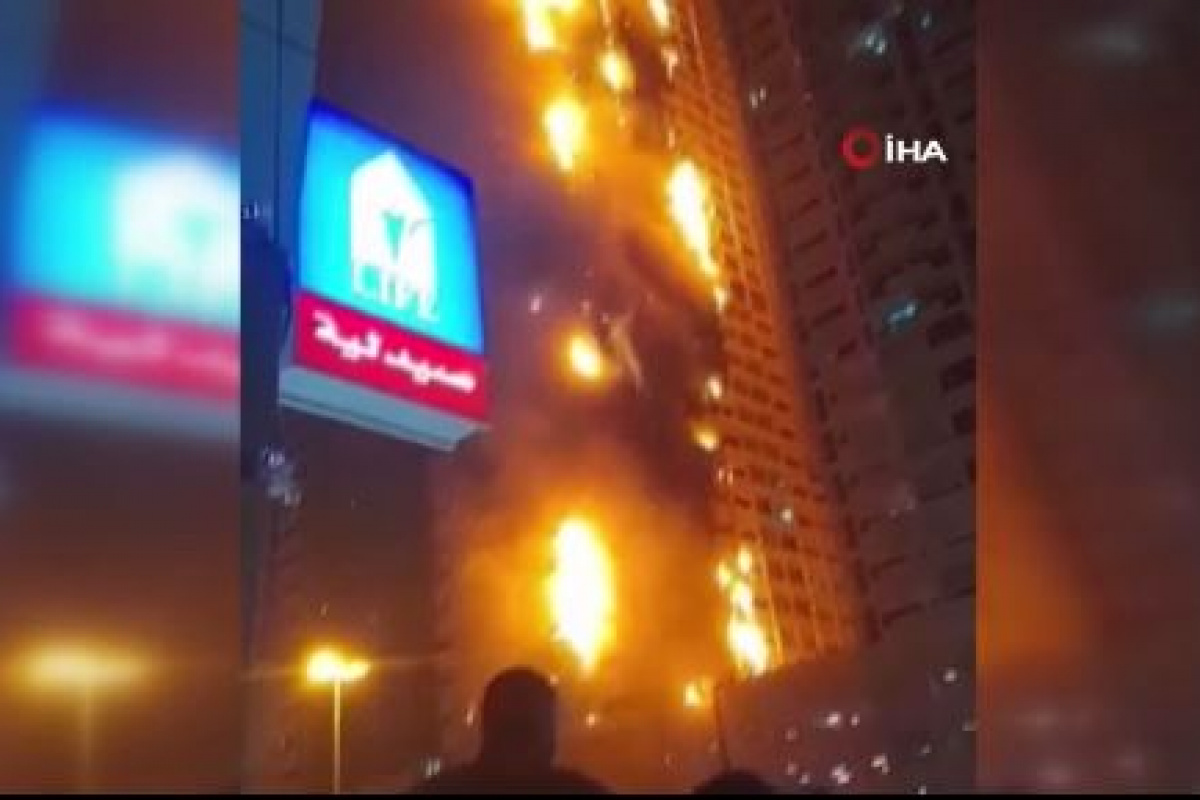 BAE’de çok katlı bina alev alev yandı