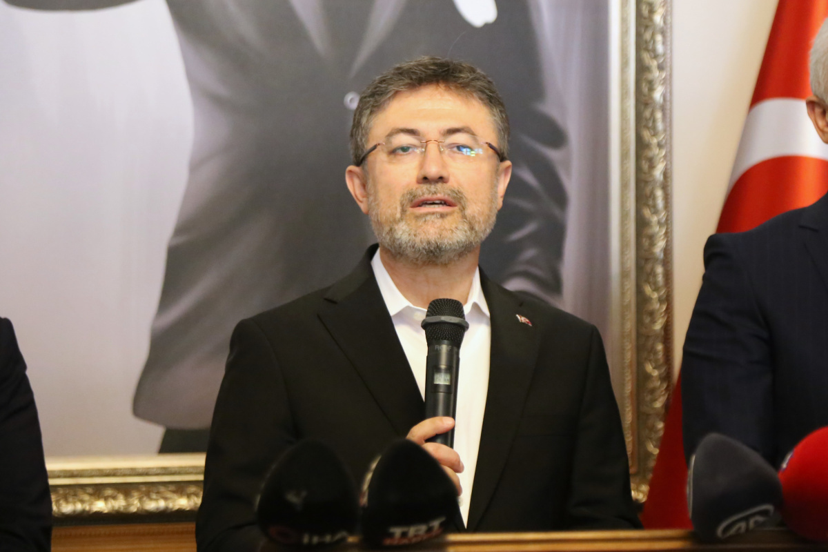 Bakan Yumaklı duyurdu: ‘Satılamayan kurbanlıkları Et ve Süt Kurumu satın alacak’