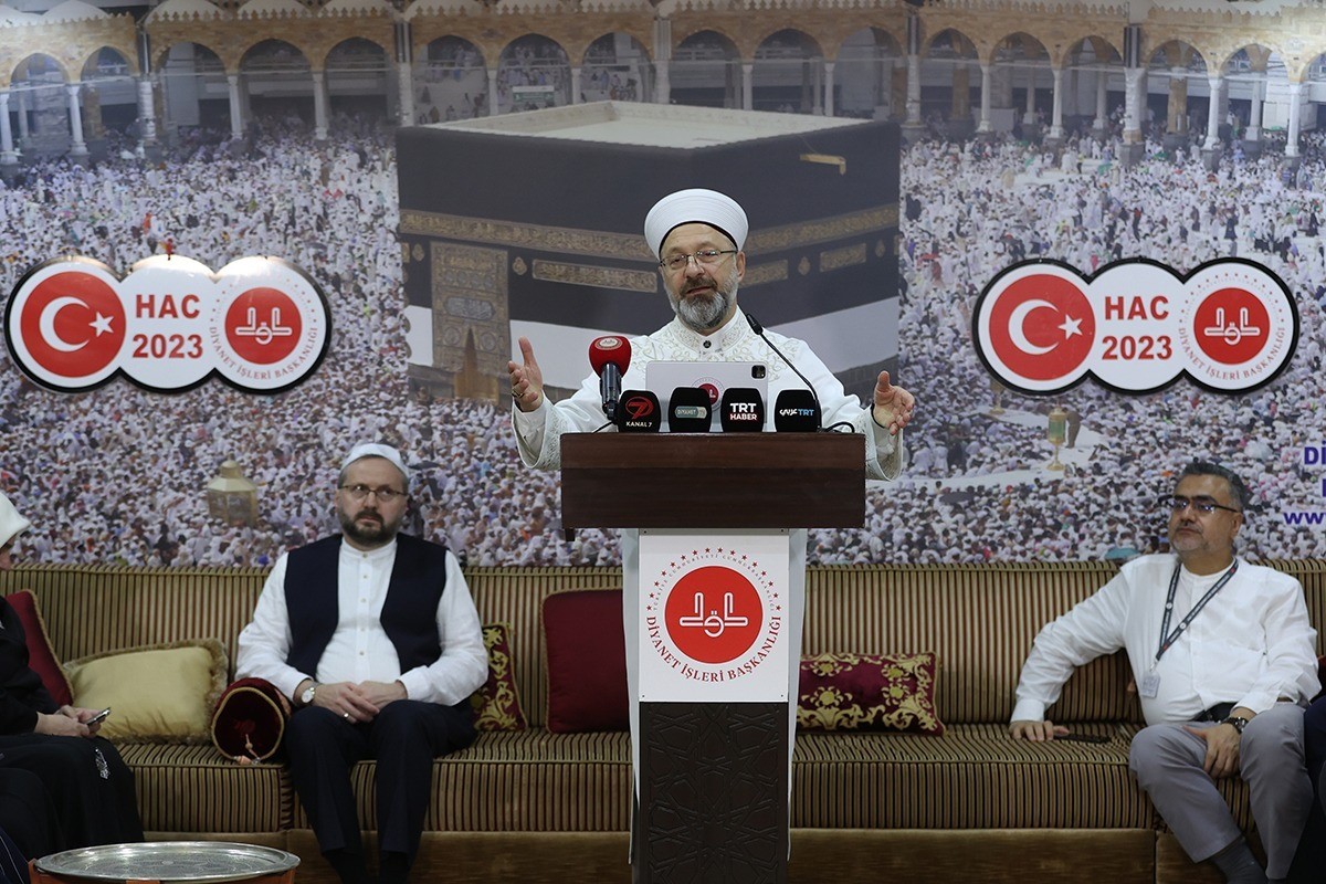 Türkiye’den gelen hacıların yaş ortalaması 62 oldu