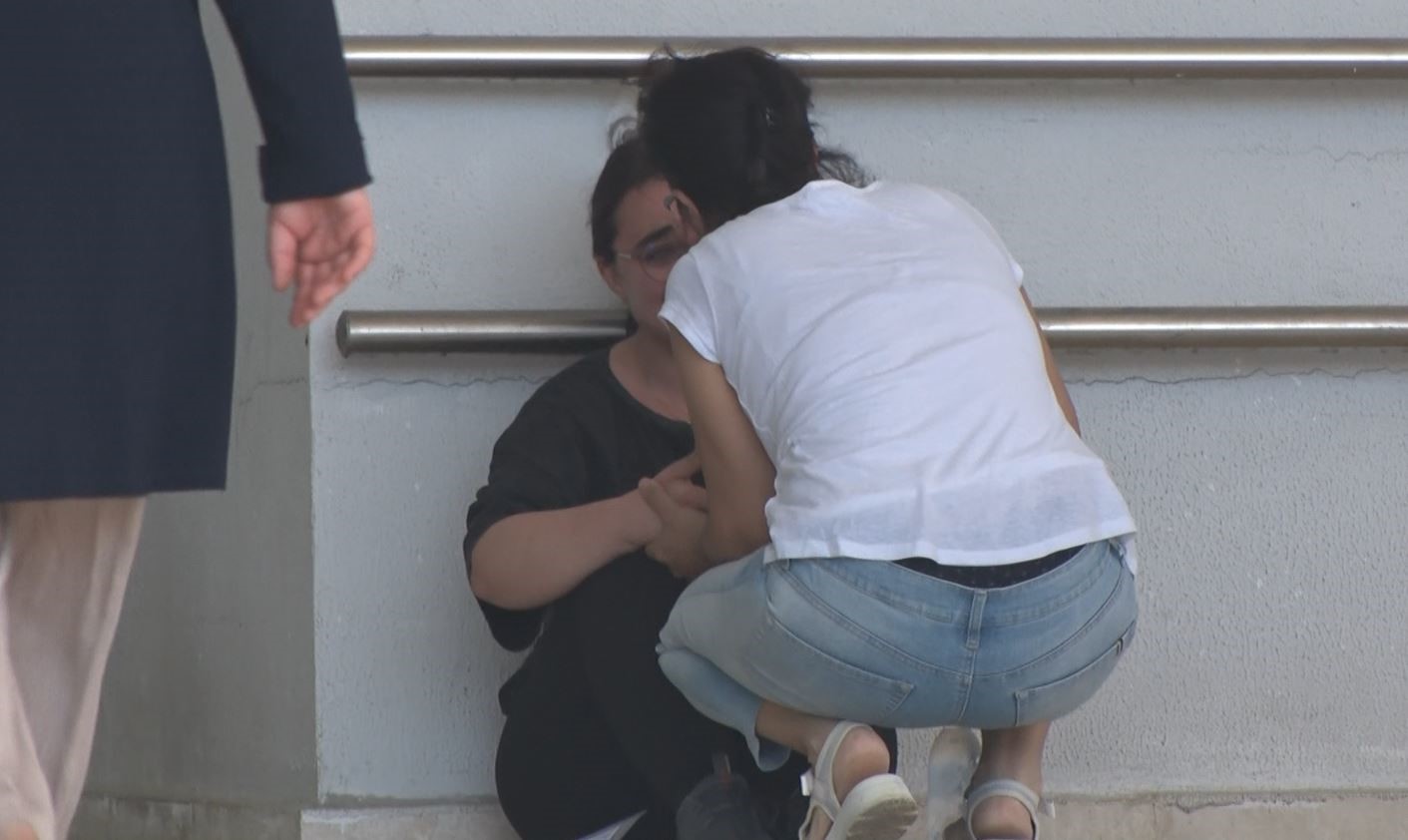 Kapının kapalı olduğunu görünce dünyası başına yıkıldı