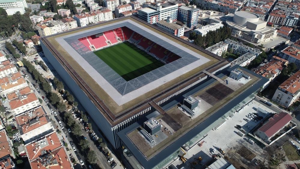 Futbolda 61. Türkiye Kupası sahibini yarın bulacak